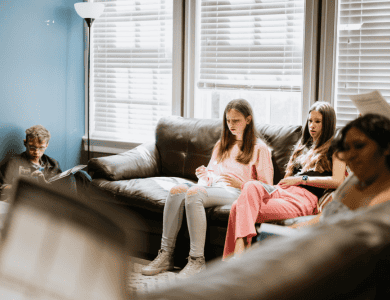 During RESET 945 on Sunday mornings, students explore the Bible creatively, ask questions, and grow closer to God together.